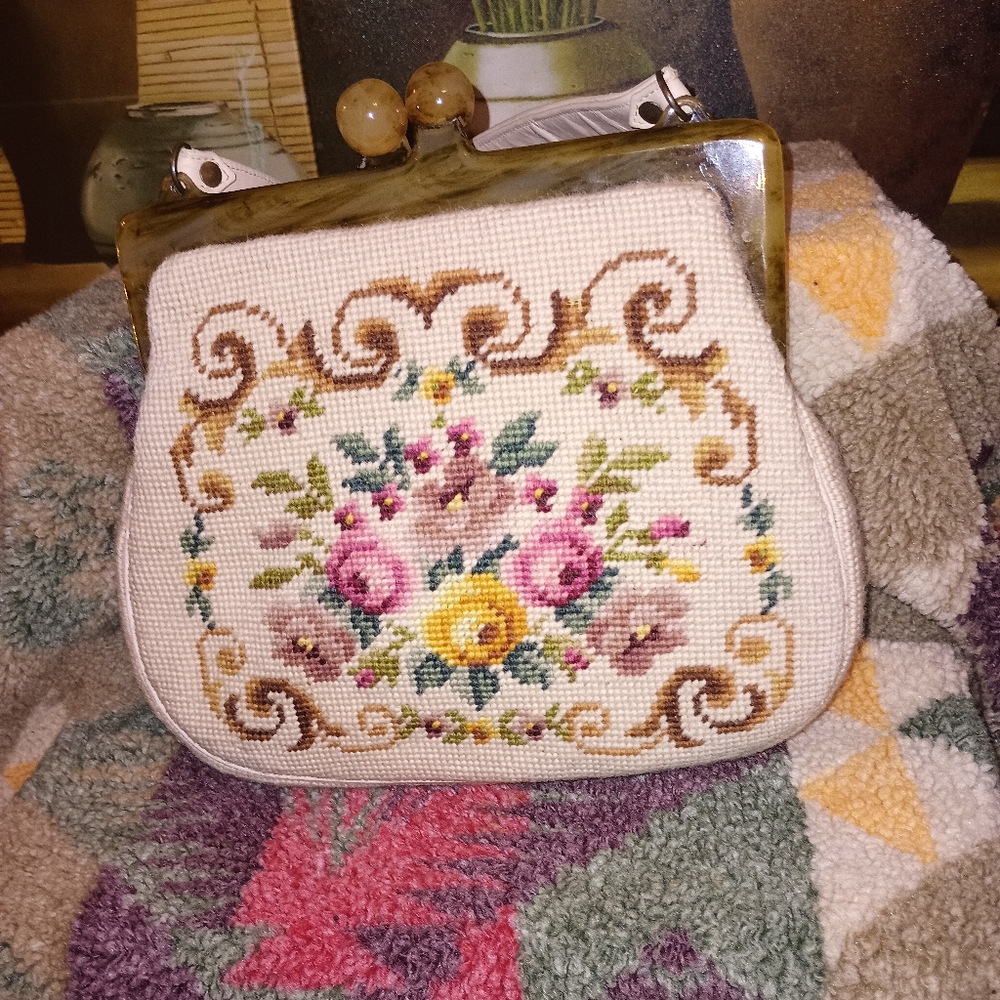 Vintage ladies handbag